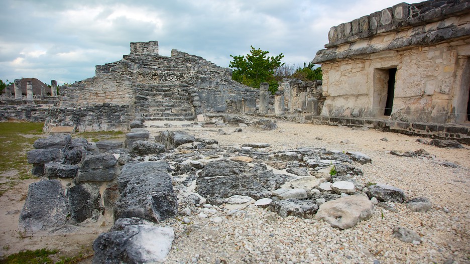 https://azultravelonline.com/blog/wp-content/uploads/2017/05/El-Rey-Ruins-Zona-Arqueologica-El-Rey-34015.jpg