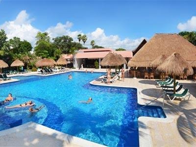 Playa-del-Carmen-Riu-Lupita-Piscina-2.jpg